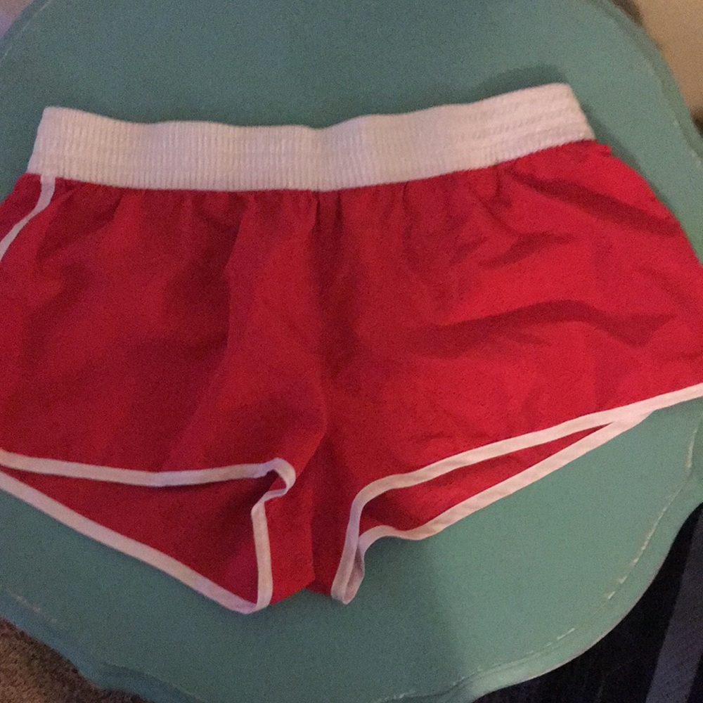 🤩Red Shorts